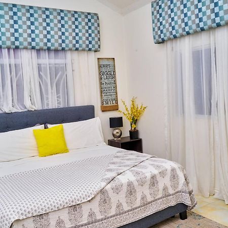 Caribbean Estates, 10 Mins From The Beach, Beautiful Gated Community Portmore Exteriér fotografie