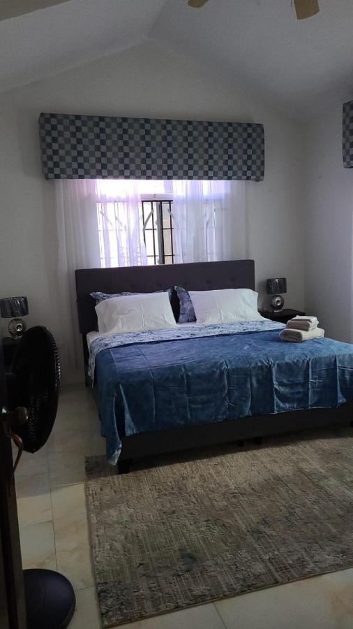Caribbean Estates, 10 Mins From The Beach, Beautiful Gated Community Portmore Exteriér fotografie